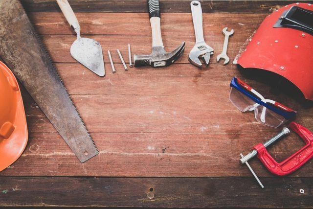 Les outils de bases à connaitre pour une passionnée de bricolage à la maison